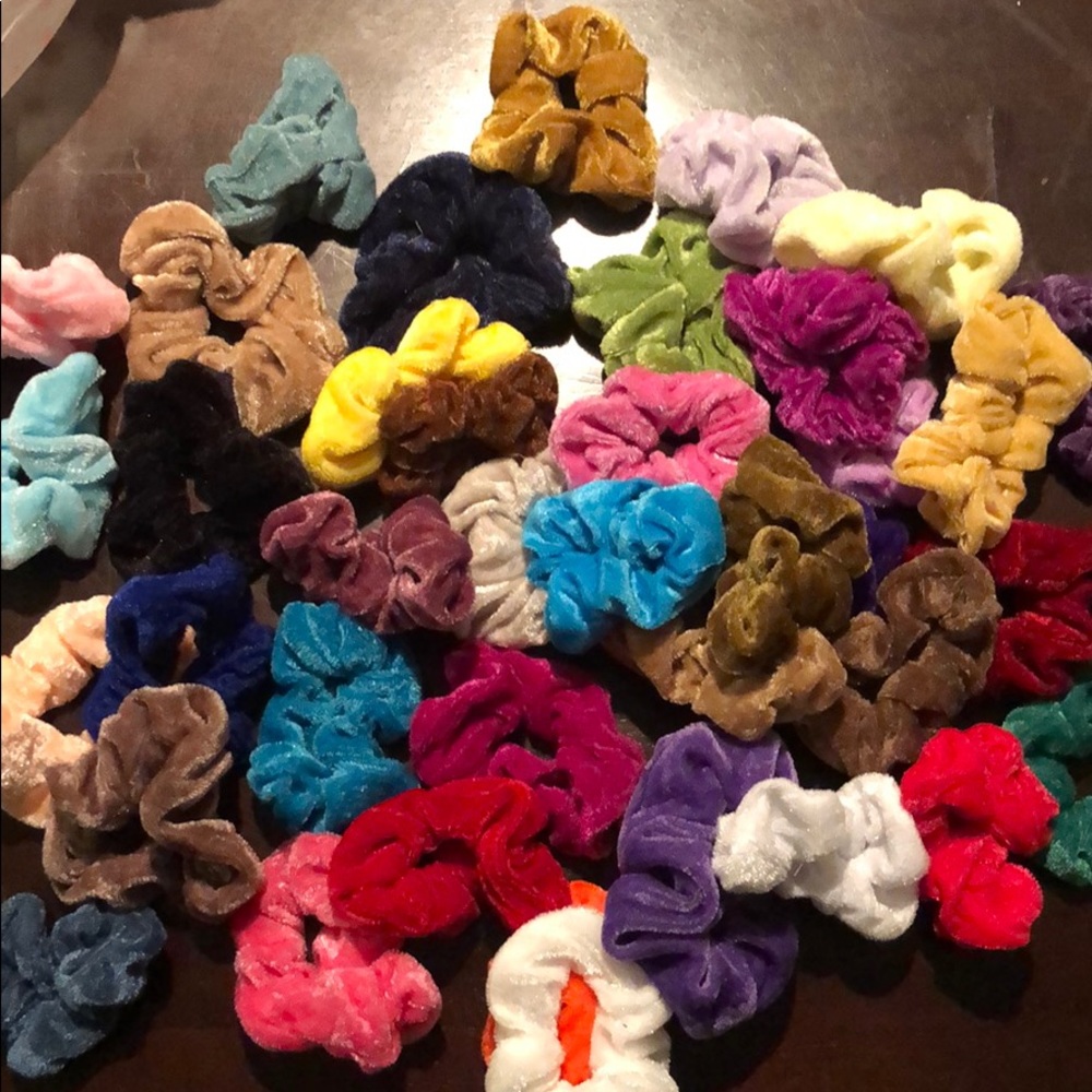 40 Velvet Scrunchies!